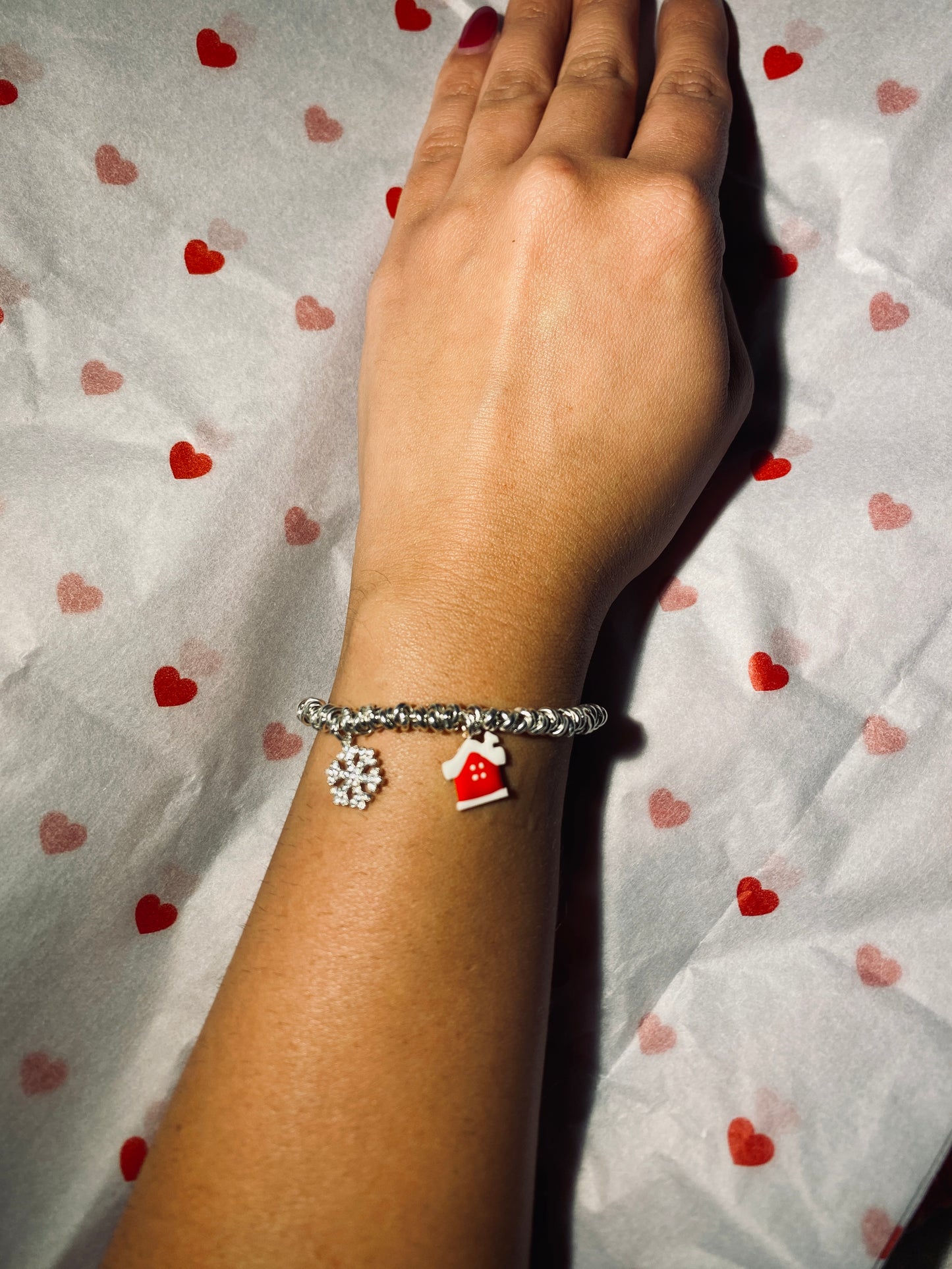 Bracciale charm casa e fiocco di neve con zirconi
